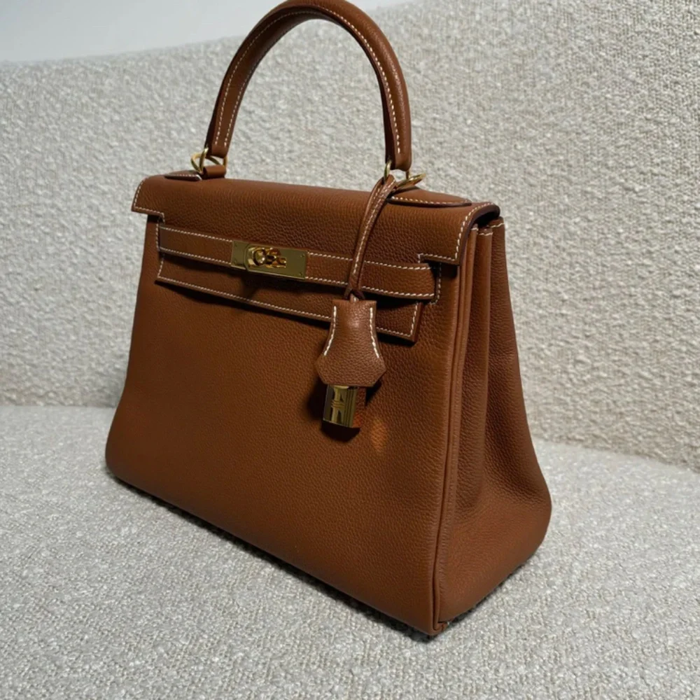 Authentic Hermes Kelly 28 Gold Togo GHW - Picture 3 of 16